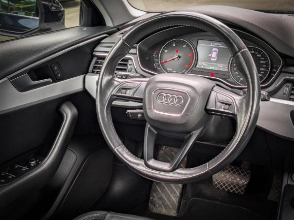 Audi A4 V (B9) с пробегом 2018 года, цена 1 944 900 рублей, 221000 км, универсал, Автокод Объявления