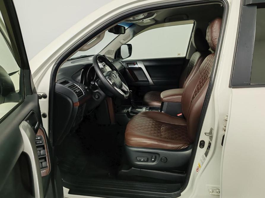 Toyota Land Cruiser Prado 150 Series Рестайлинг 1 Москва  - изображение 16