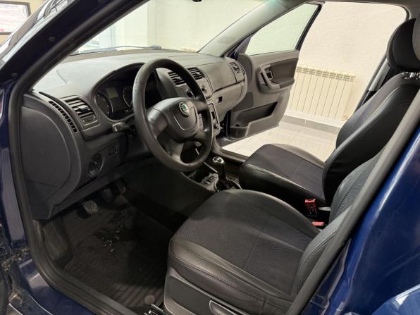 Skoda Fabia II Рестайлинг с пробегом 2011 года, цена 432 000 рублей, 286252 км, хэтчбек, Автокод Объявления