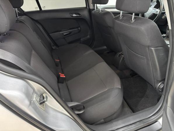 Opel Astra H Рестайлинг с пробегом 2012 года, цена 600 000 рублей, 171543 км, хэтчбек, Автокод Объявления