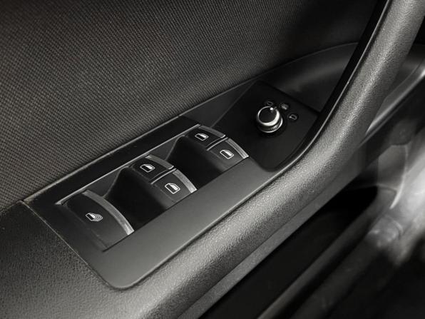 Audi A3 II (8P) Рестайлинг 2 с пробегом 2010 года, цена 1 574 900 рублей, 84069 км, кабриолет, Автокод Объявления