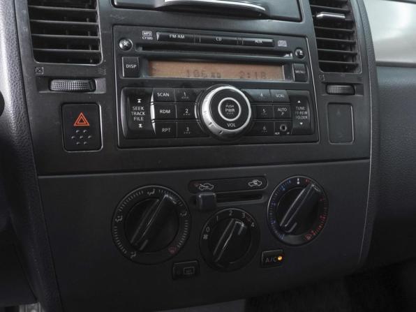 Nissan Tiida I Рестайлинг с пробегом 2010 года, цена 720 000 рублей, 243562 км, хэтчбек, Автокод Объявления