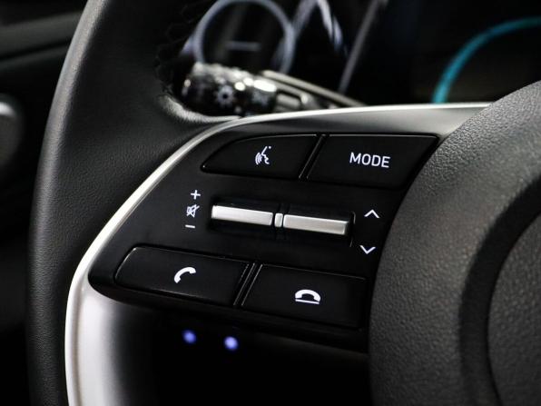 Hyundai Elantra VII (CN7) Рестайлинг с пробегом 2023 года, цена 2 099 000 рублей, 43120 км, седан, Автокод Объявления