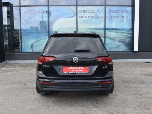 Volkswagen Tiguan II с пробегом 2017 года, цена 2 080 000 рублей, 97000 км, внедорожник, Автокод Объявления