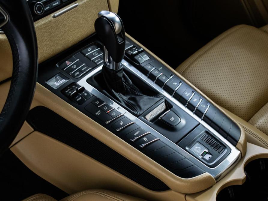 Porsche Macan I Москва  - изображение 16