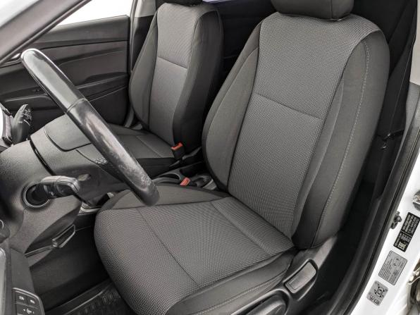 Hyundai Solaris II с пробегом 2018 года, цена 1 100 000 рублей, 167007 км, седан, Автокод Объявления