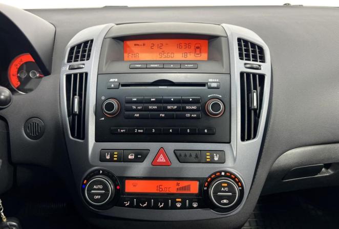 Kia Ceed I с пробегом 2008 года, цена 885 000 рублей, 138379 км, универсал, Автокод Объявления