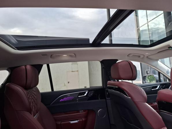 Hongqi E-HS9 с пробегом 2021 года, цена 3 800 000 рублей, 52500 км, внедорожник, Автокод Объявления