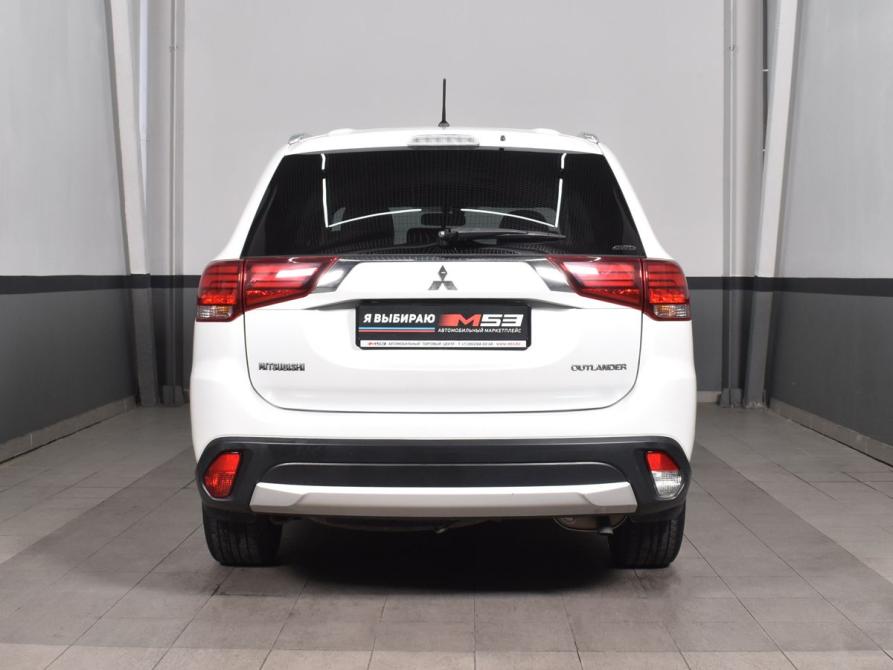 Mitsubishi Outlander III Рестайлинг 2 Кемерово  - изображение 3