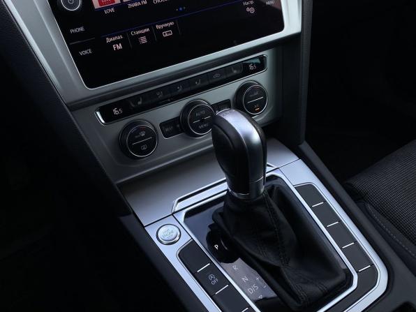 Volkswagen Passat B8 с пробегом 2018 года, цена 1 899 000 рублей, 227400 км, универсал, Автокод Объявления