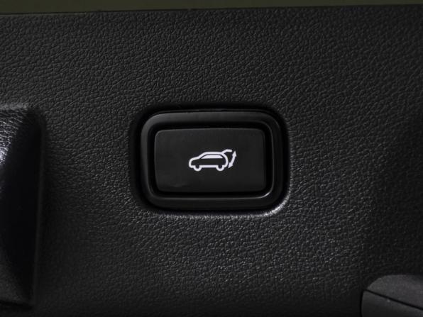 Kia Sportage V с пробегом 2022 года, цена 3 298 000 рублей, 63666 км, внедорожник, Автокод Объявления