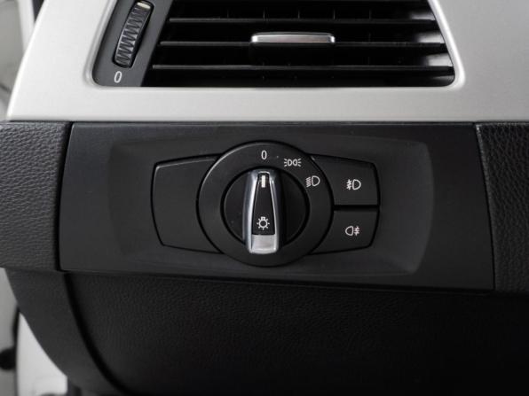 BMW 3 серии V (E90/E91/E92/E93) Рестайлинг с пробегом 2011 года, цена 1 169 000 рублей, 215607 км, седан, Автокод Объявления