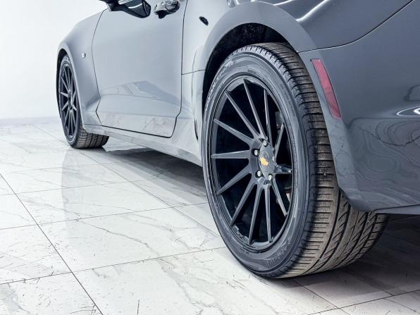 Chevrolet Camaro VI Рестайлинг с пробегом 2018 года, цена 4 199 000 рублей, 49077 км, купе, Автокод Объявления
