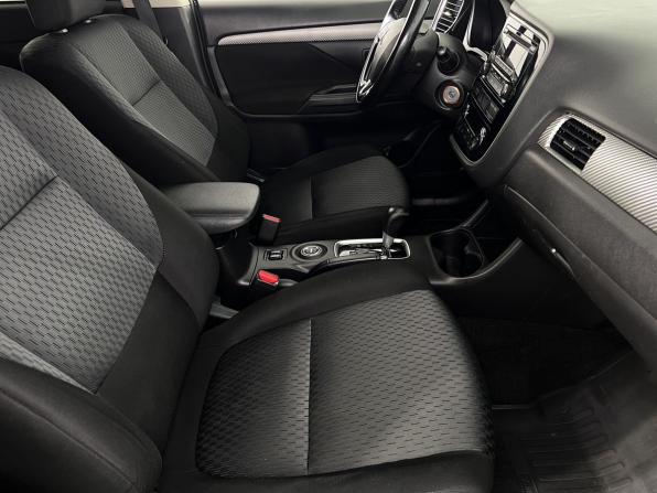 Mitsubishi Outlander III Рестайлинг 2 с пробегом 2015 года, цена 1 650 000 рублей, 189038 км, внедорожник, Автокод Объявления