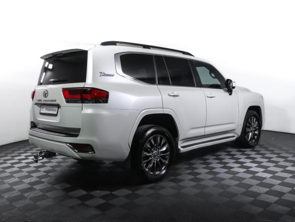 Toyota Land Cruiser 300 Series с пробегом 2021 года, цена 8 898 000 рублей, 109143 км, внедорожник, Автокод Объявления