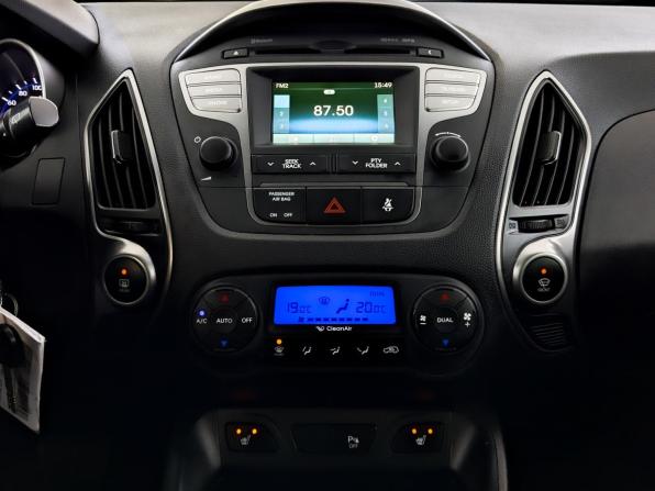 Hyundai ix35 I Рестайлинг с пробегом 2015 года, цена 1 550 000 рублей, 77988 км, внедорожник, Автокод Объявления