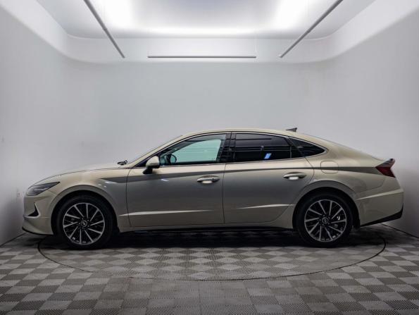 Hyundai Sonata VIII (DN8) с пробегом 2022 года, цена 2 534 000 рублей, 61700 км, седан, Автокод Объявления