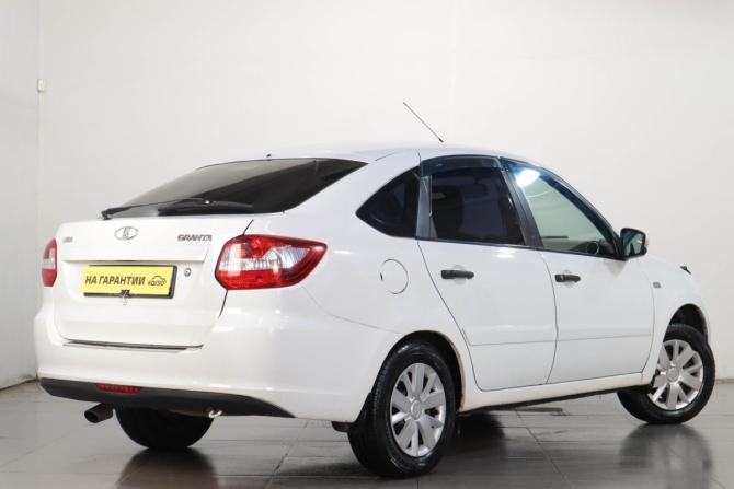 Lada (ВАЗ) Granta I с пробегом 2015 года, цена 559 000 рублей, 169624 км, лифтбек, Автокод Объявления