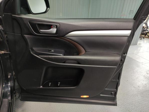 Toyota Highlander III (XU50) с пробегом 2014 года, цена 2 890 000 рублей, 177328 км, внедорожник, Автокод Объявления