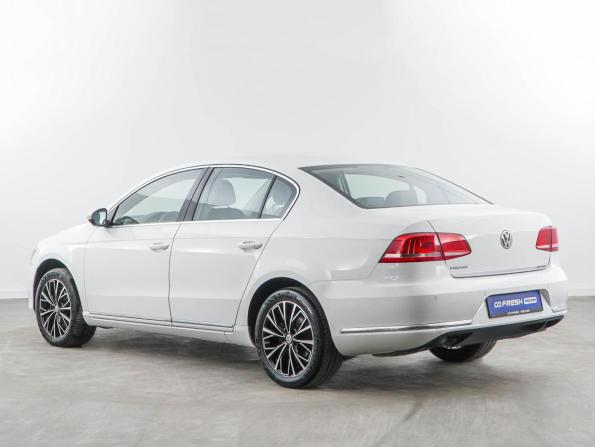Volkswagen Passat B7 с пробегом 2012 года, цена 1 350 050 рублей, 153461 км, седан, Автокод Объявления
