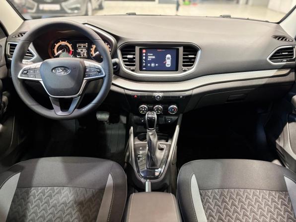 Lada (ВАЗ) Vesta I Рестайлинг (NG) с пробегом 2024 года, цена 1 489 000 рублей, 9270 км, седан, Автокод Объявления