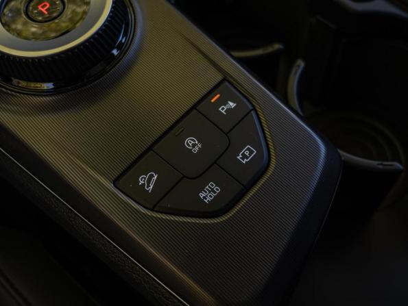Kia Sportage V Рестайлинг с пробегом 2026 года, цена 4 030 000 рублей, 24 км, внедорожник, Автокод Объявления