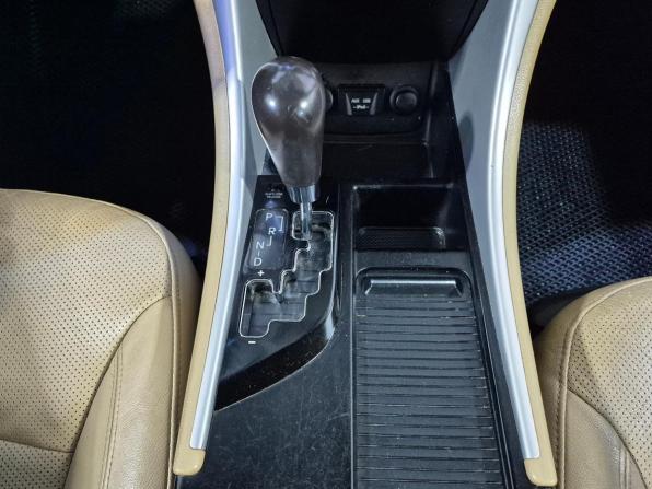 Hyundai Sonata VI (YF) с пробегом 2010 года, цена 1 355 000 рублей, 179000 км, седан, Автокод Объявления