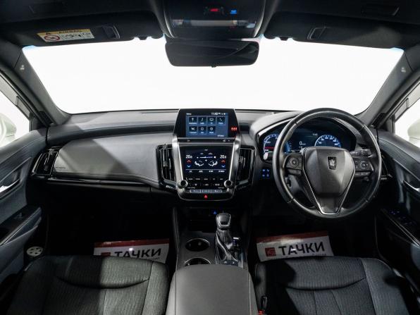 Toyota Crown XV (S220) с пробегом 2019 года, цена 3 500 000 рублей, 37171 км, седан, Автокод Объявления