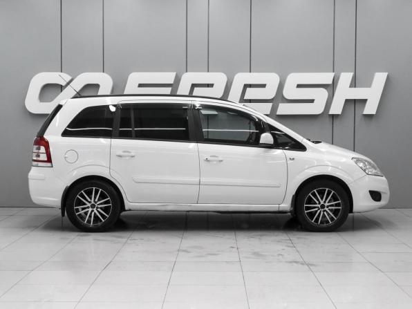 Opel Zafira B Рестайлинг с пробегом 2010 года, цена 749 000 рублей, 278807 км, компактвэн, Автокод Объявления