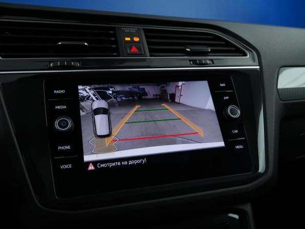 Volkswagen Tiguan II Рестайлинг с пробегом 2021 года, цена 2 550 000 рублей, 235208 км, внедорожник, Автокод Объявления