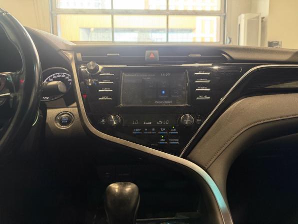 Toyota Camry VIII (XV70) с пробегом 2020 года, цена 2 120 000 рублей, 188345 км, седан, Автокод Объявления