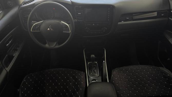 Mitsubishi Outlander III Рестайлинг 3 с пробегом 2022 года, цена 2 653 100 рублей, 51765 км, внедорожник, Автокод Объявления