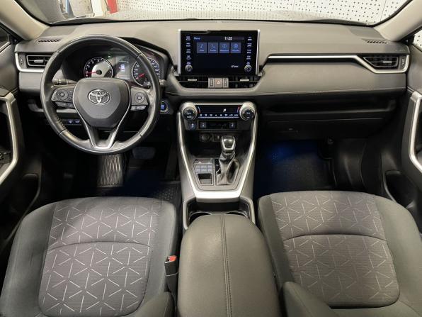 Toyota RAV4 V (XA50) с пробегом 2020 года, цена 2 299 000 рублей, 134807 км, внедорожник, Автокод Объявления