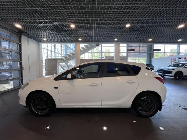 Opel Astra J с пробегом 2010 года, цена 460 000 рублей, 233237 км, хэтчбек, Автокод Объявления