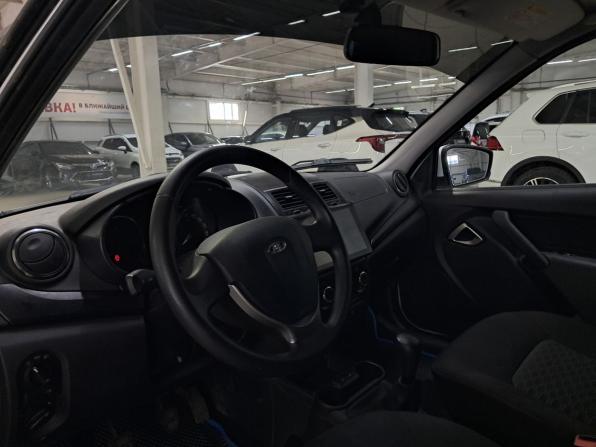 Lada (ВАЗ) Granta I Рестайлинг с пробегом 2022 года, цена 699 000 рублей, 42196 км, лифтбек, Автокод Объявления