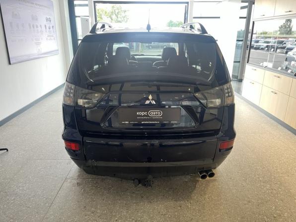 Mitsubishi Outlander II Рестайлинг с пробегом 2011 года, цена 1 046 500 рублей, 200306 км, внедорожник, Автокод Объявления