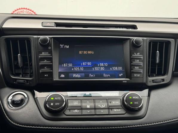 Toyota RAV4 IV (XA40) Рестайлинг с пробегом 2018 года, цена 2 349 000 рублей, 147833 км, внедорожник, Автокод Объявления