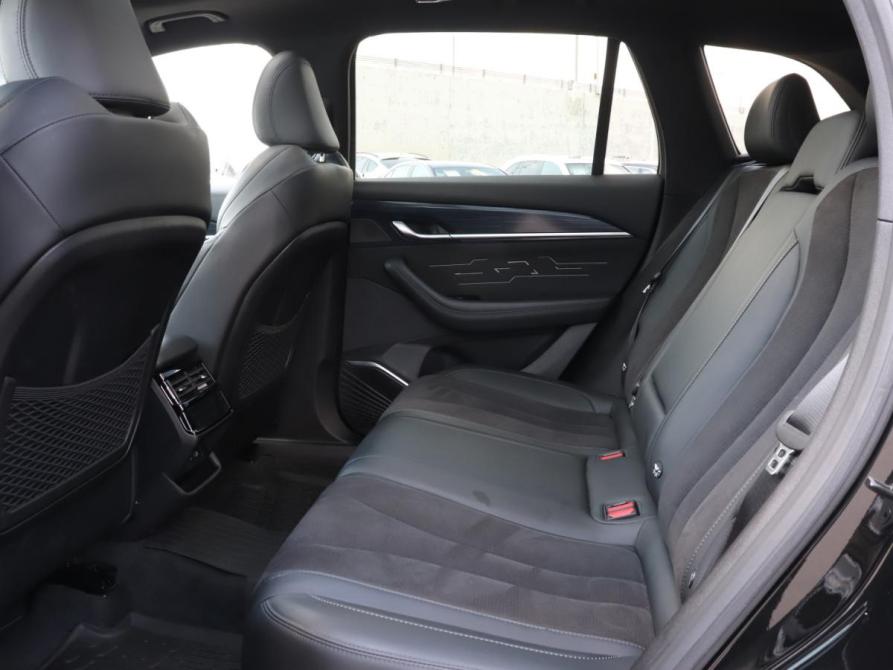 Geely Monjaro I Москва  - изображение 11