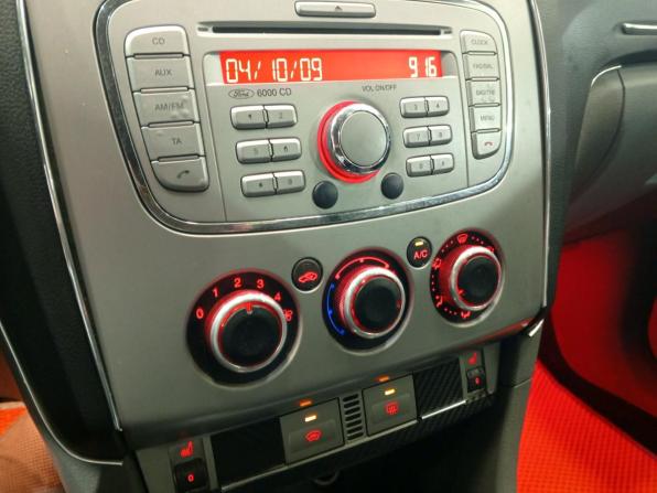Ford Focus II Рестайлинг с пробегом 2009 года, цена 351 000 рублей, 180564 км, седан, Автокод Объявления
