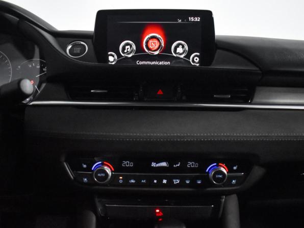 Mazda 6 III (GJ) Рестайлинг 2 с пробегом 2022 года, цена 2 790 000 рублей, 46490 км, седан, Автокод Объявления