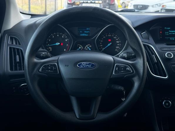 Ford Focus III Рестайлинг с пробегом 2018 года, цена 1 049 000 рублей, 123979 км, хэтчбек, Автокод Объявления