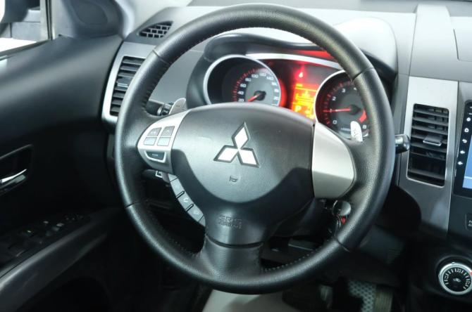 Mitsubishi Outlander II с пробегом 2007 года, цена 1 099 000 рублей, 276000 км, внедорожник, Автокод Объявления