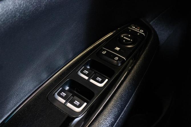 Kia Optima IV с пробегом 2016 года, цена 1 699 000 рублей, 189405 км, седан, Автокод Объявления