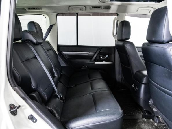 Mitsubishi Pajero IV Рестайлинг 1 с пробегом 2014 года, цена 2 399 000 рублей, 162397 км, внедорожник, Автокод Объявления