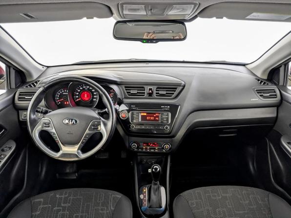 Kia Rio III Рестайлинг с пробегом 2016 года, цена 1 345 000 рублей, 71542 км, седан, Автокод Объявления