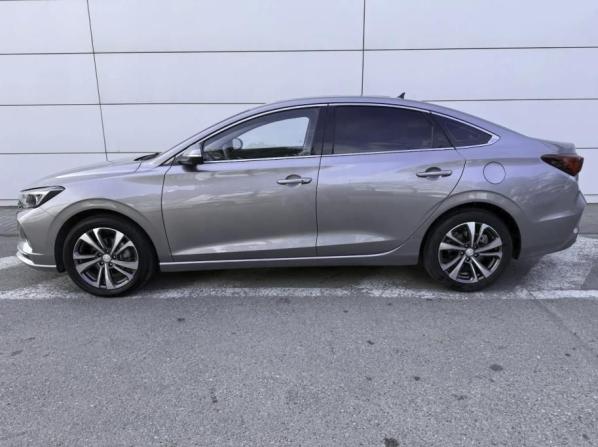Changan Eado Plus с пробегом 2024 года, цена 1 630 000 рублей, 10562 км, седан, Автокод Объявления