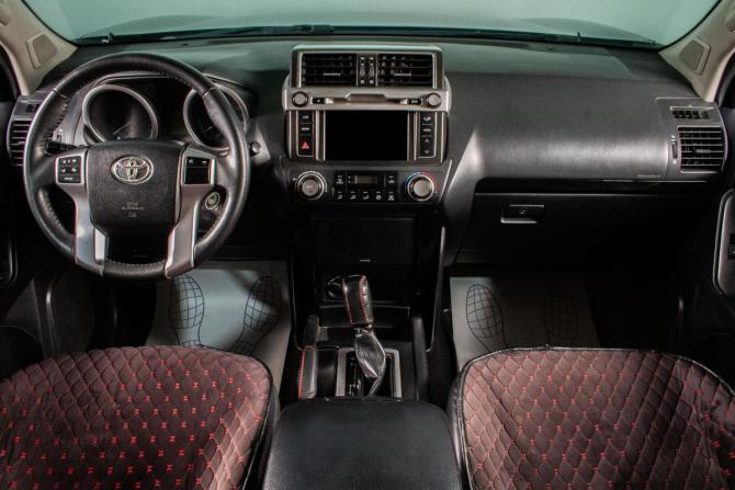 Toyota Land Cruiser Prado 150 Series Рестайлинг 1 с пробегом 2015 года, цена 3 059 000 рублей, 207500 км, внедорожник, Автокод Объявления