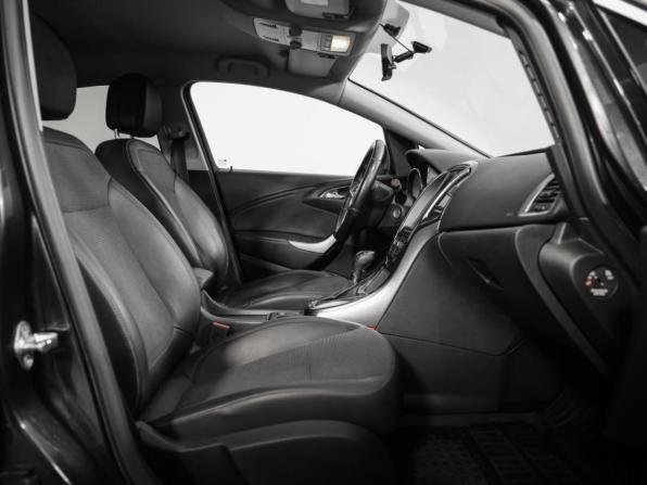 Opel Astra J Рестайлинг с пробегом 2012 года, цена 719 000 рублей, 280407 км, хэтчбек, Автокод Объявления