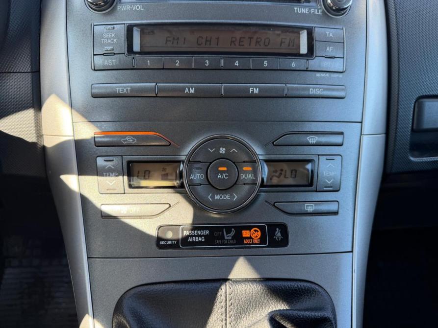Toyota Auris I Сыктывкар  - изображение 23