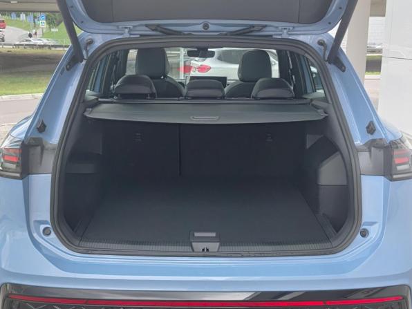Volkswagen Tiguan III (China Market) с пробегом 2026 года, цена 4 850 000 рублей, 20 км, внедорожник, Автокод Объявления